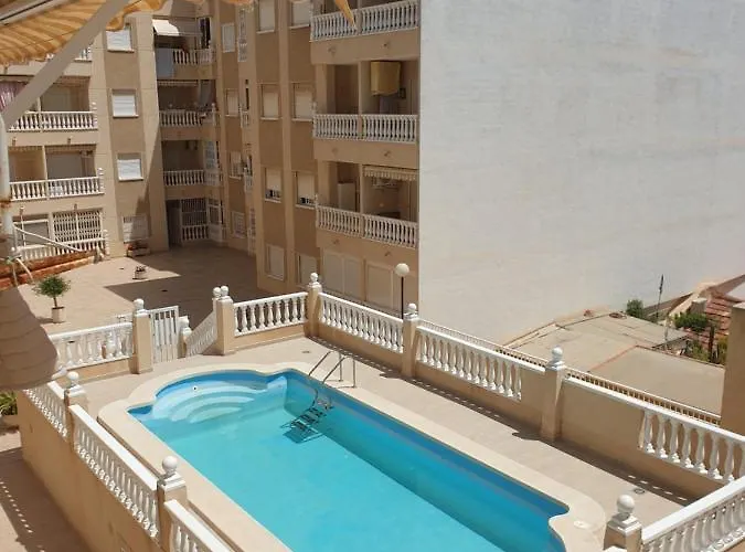 Mit Pool,450 M Zur Apartment *